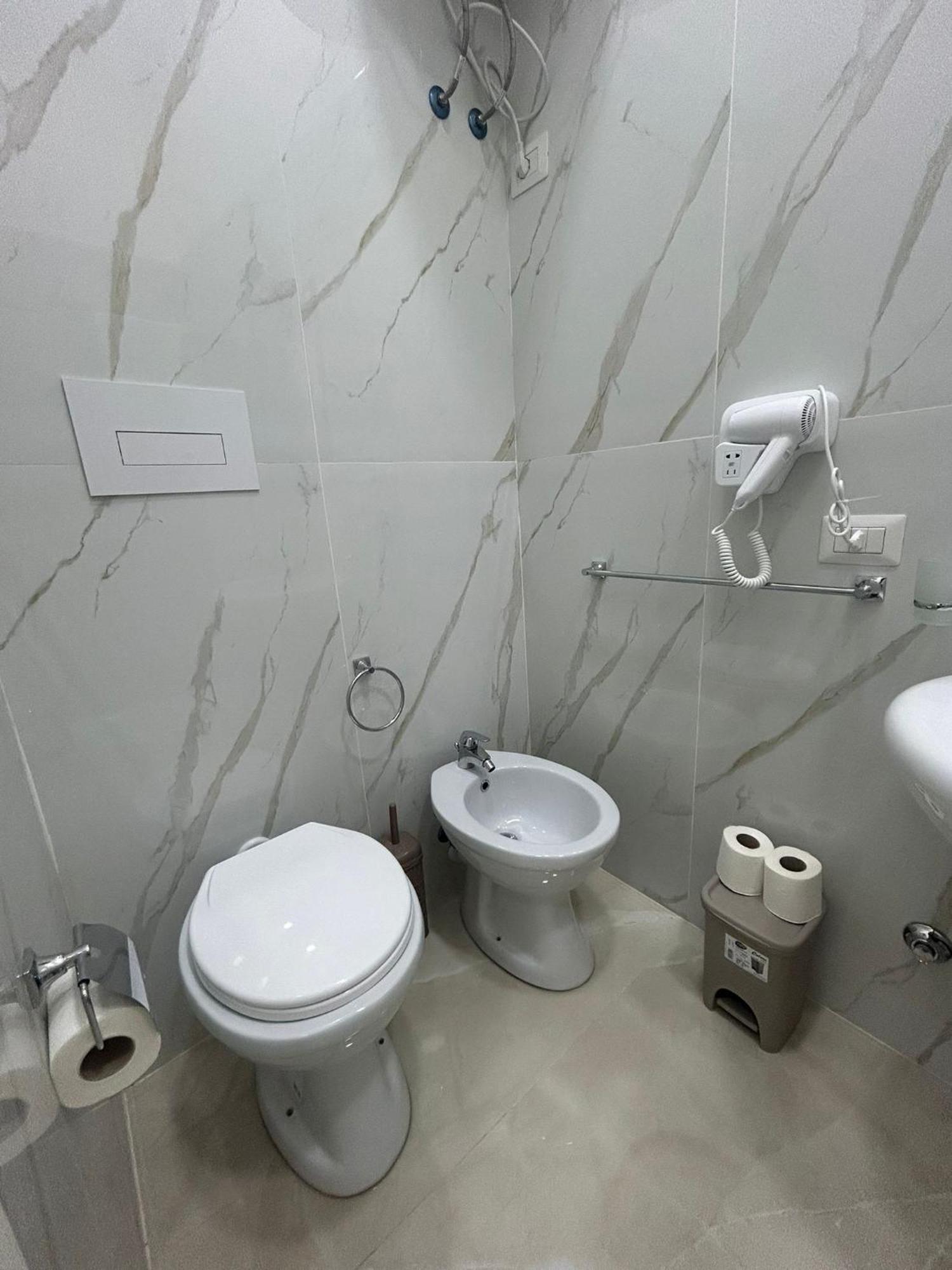 Luxury Rooms Carbonara 95 Naples Extérieur photo